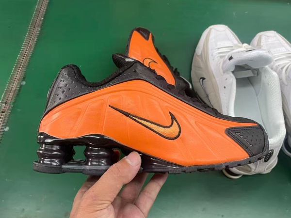 Shox R4-W-0066