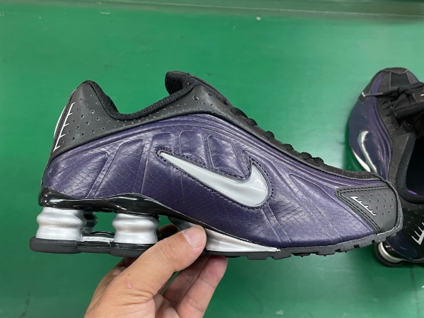 Shox R4-M-0071