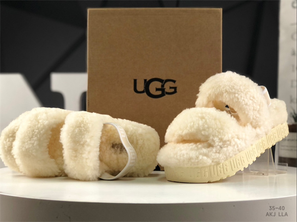 UGG Sandal-0050