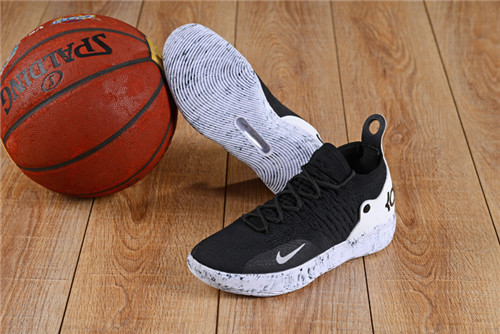 Kevin Durant's 11-M-028