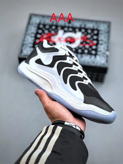 Kevin Durant's 17-M-0003