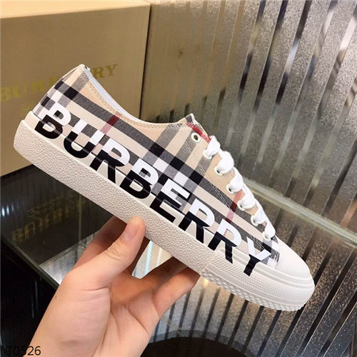 Burberry Shoes-M-112