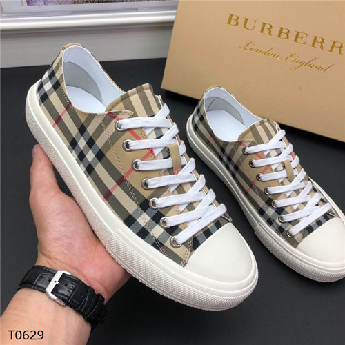 Burberry Shoes-M-135