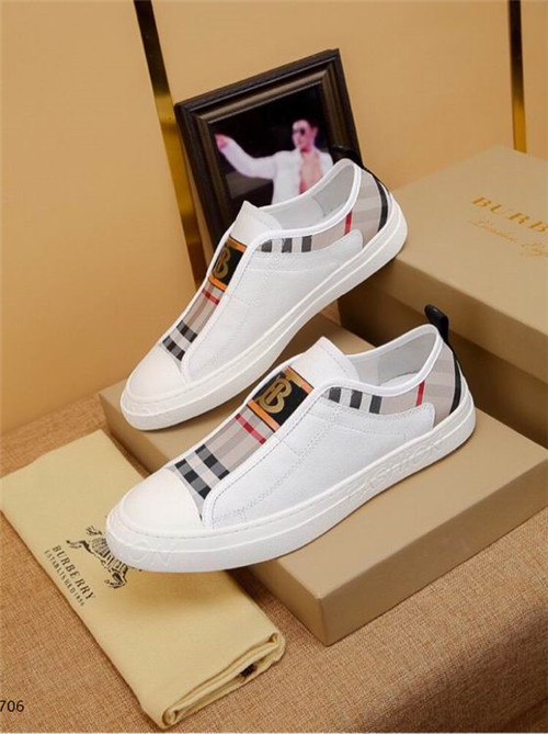 Burberry Shoes-M-169