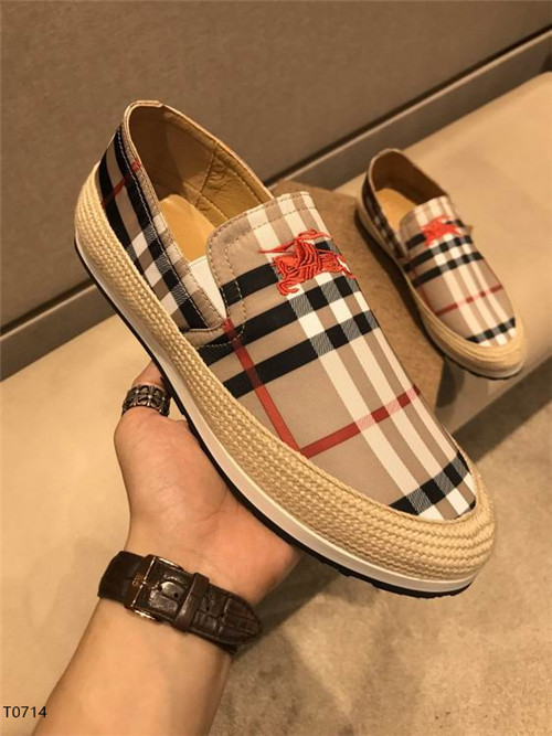 Burberry Shoes-M-186