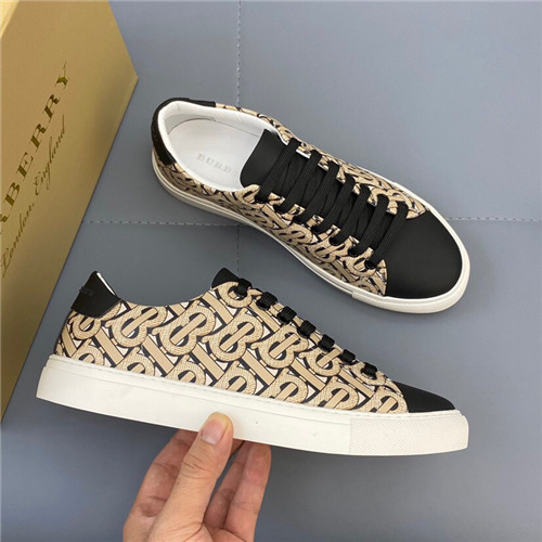 Burberry Shoes-M-280