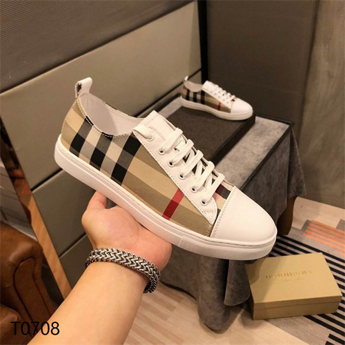 Burberry Shoes-M-409