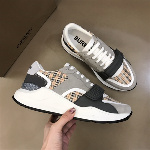 Burberry Shoes-M-501