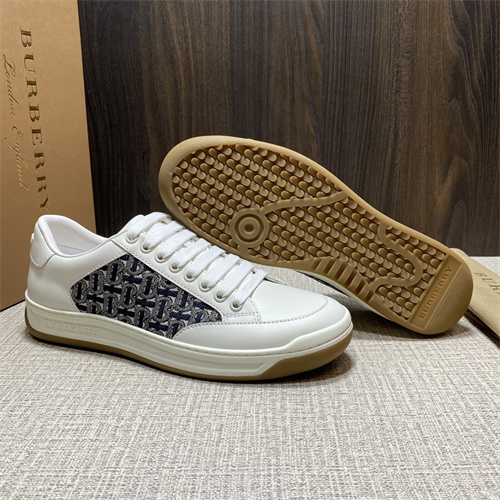 Burberry Shoes-M-587