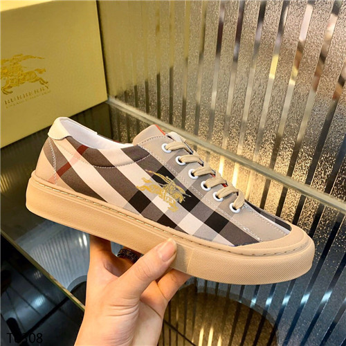 Burberry Shoes-M-066