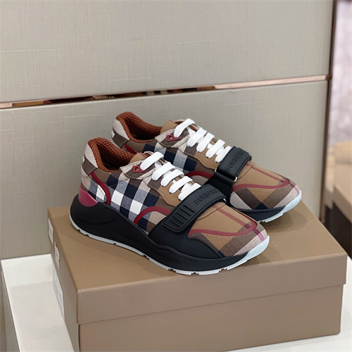 Burberry Shoes-W-0050