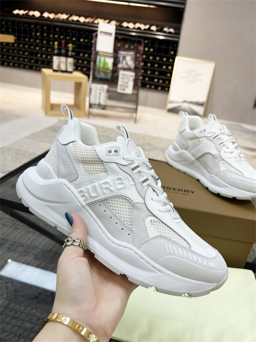 Burberry Shoes-W-0107