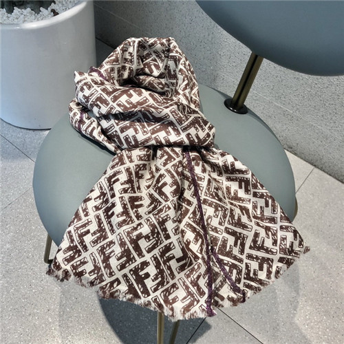 FENDI Scarve-015