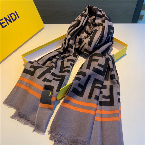 FENDI Scarve-019
