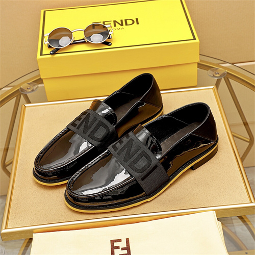 Fendi Shoes-M-212