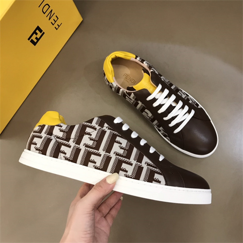 Fendi Shoes-M-0332