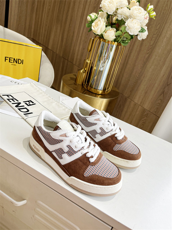 Fendi Shoes-M-0620