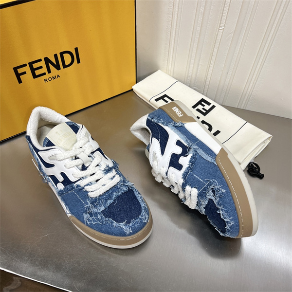 Fendi Shoes-M-0677