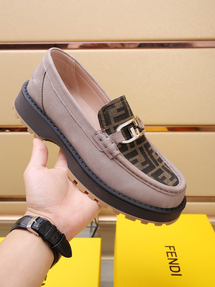 Fendi Shoes-M-0945