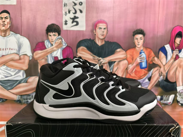 Kevin Durant's 17-M-0025