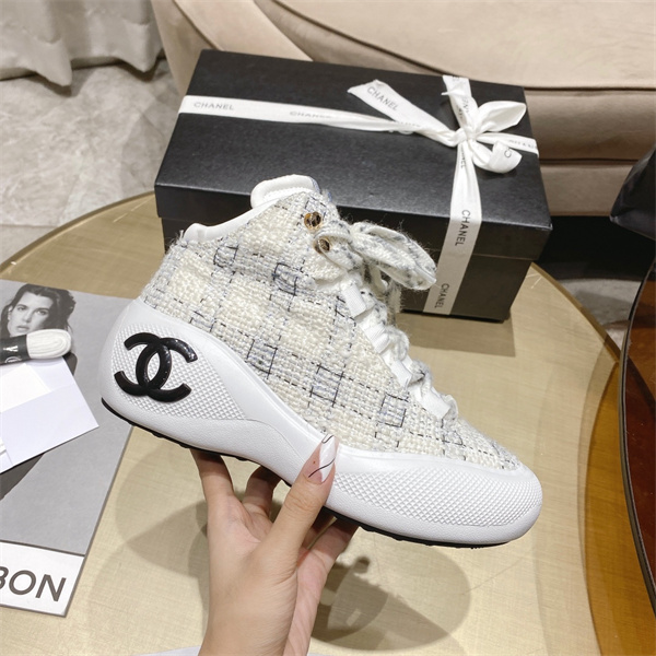 Chanel Shoes-W-316