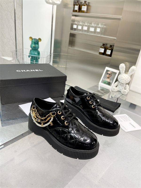 Chanel Shoes-W-253