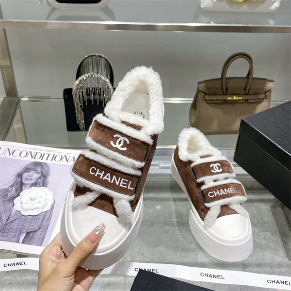 Chanel Shoes-W-259