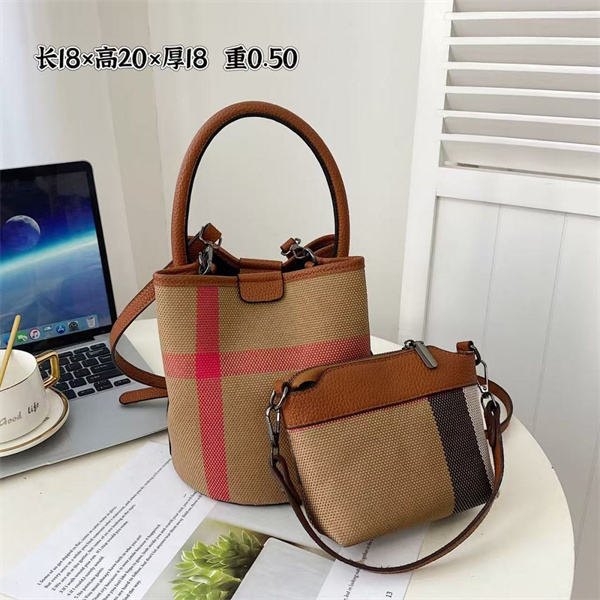Buberry bag-0017