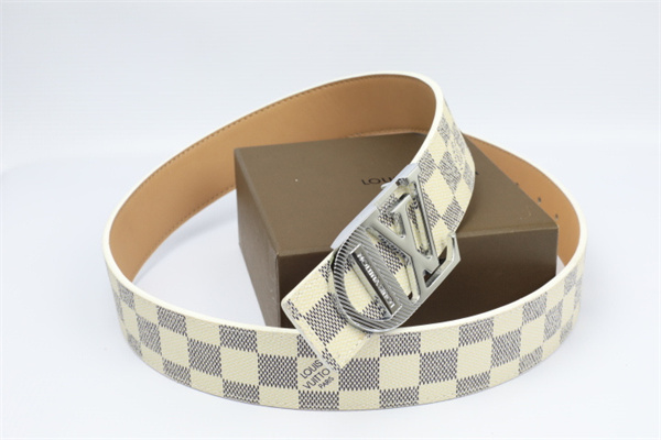 Lv-belt-0237