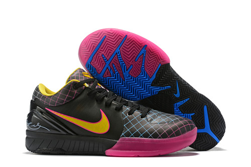 Kobe Bryant 4-M-022