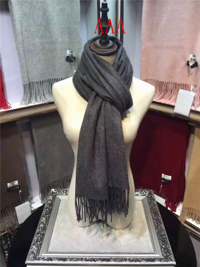 ACNE-Shawl-010