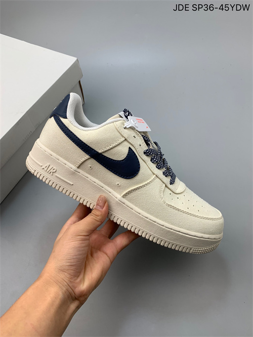 AF1 Low-M-792