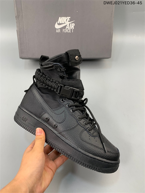 AF1 Mid-W-093