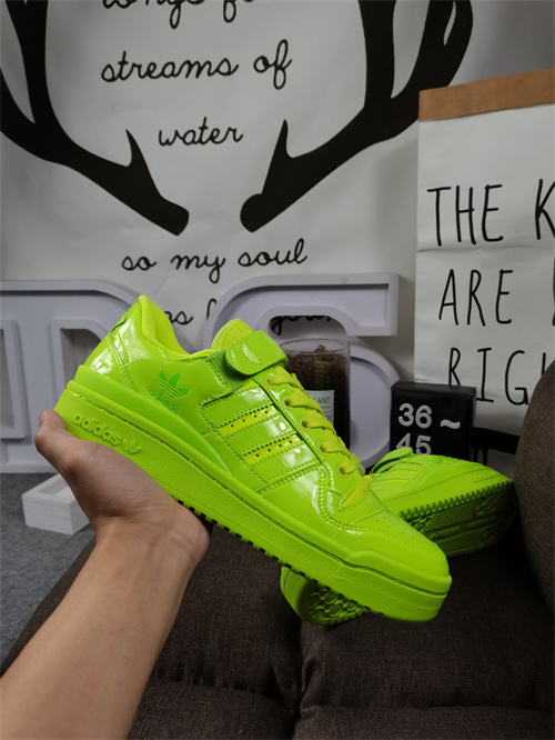 Adidas Originals Forum 84-W-045