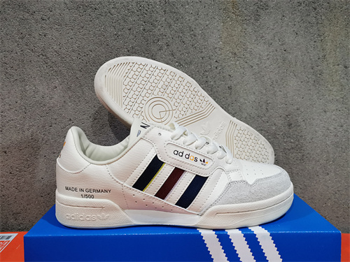 Adidas Originals Forum 84-W-054