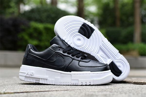 Air Force 1 Pixel-M-001