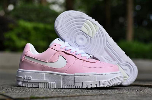 Air Force 1 Pixel-W-032