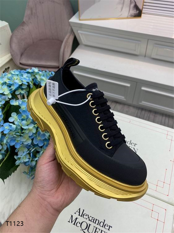 Alexander McQueen Shoes(AAA)-M/W-396