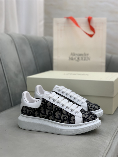 Alexander McQueen Shoes(AAA)-M/W-482