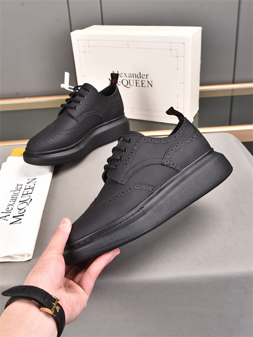 Alexander McQueen Shoes(AAA)-M/W-606