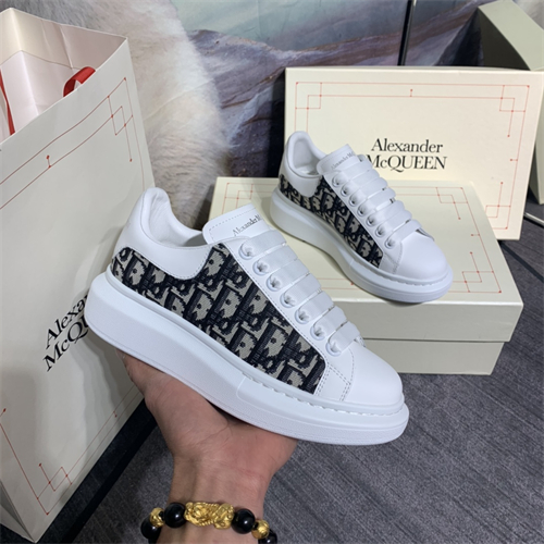 Alexander McQueen Shoes(AAA)-M/W-727