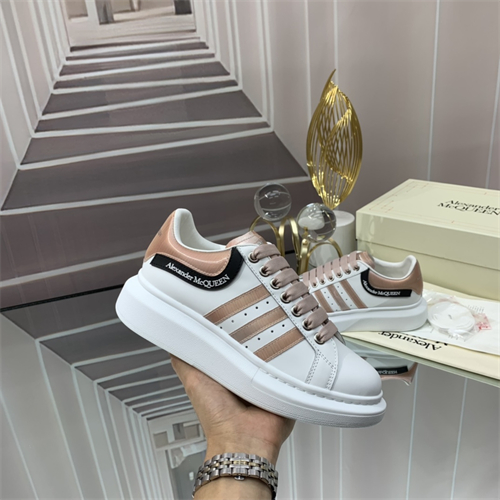 Alexander McQueen Shoes(AAA)-M/W-738