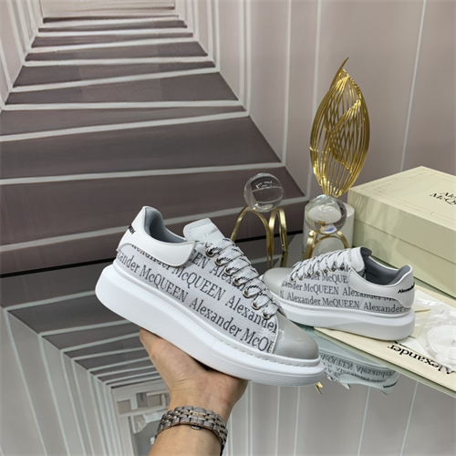 Alexander McQueen Shoes(AAA)-M/W-742
