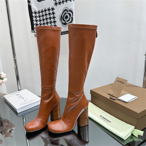 Burberry Boots(AAA)-0018