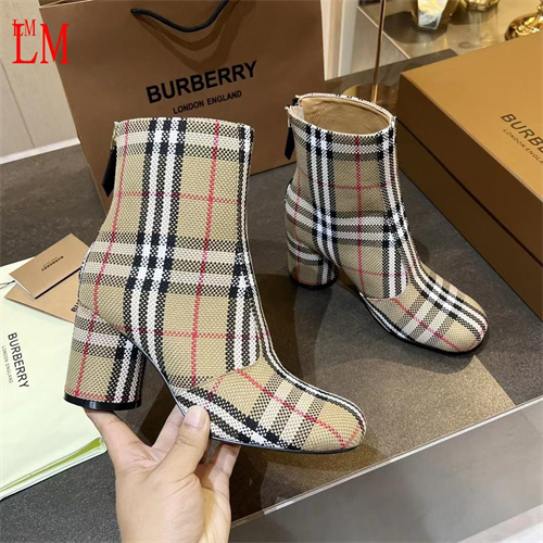 Burberry Boots(AAA)-0033