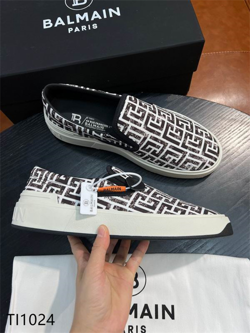 Balmain Shoes-M-086