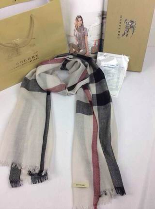 Burberry-Shawl-327
