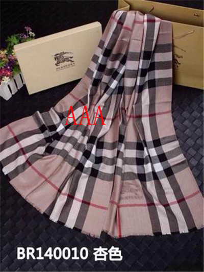Burberry-Shawl-076