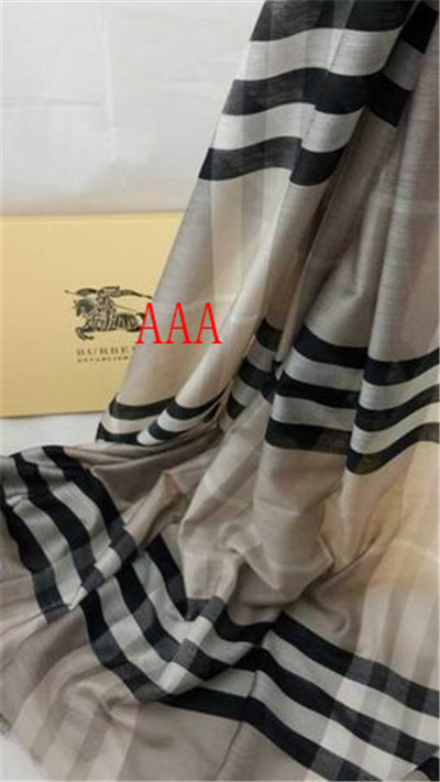 Burberry-Shawl-275