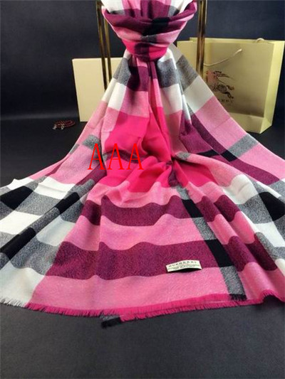 Burberry-Shawl-277